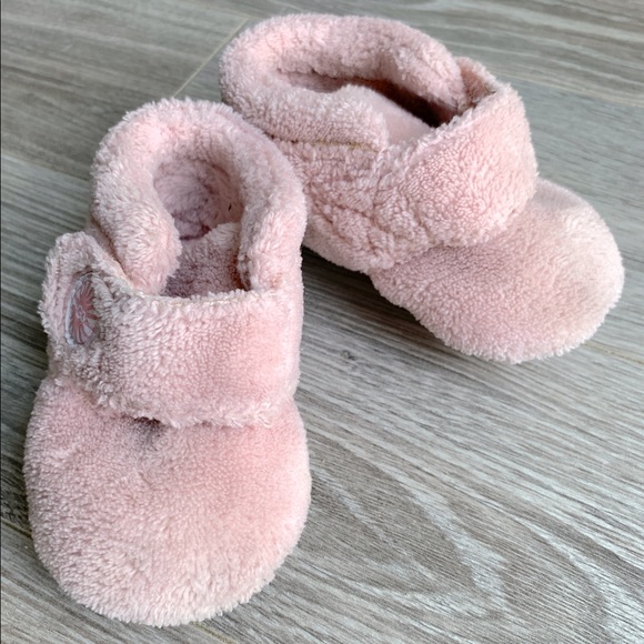UGG Baby Booties - Size 0/1 - Picture 1 of 7